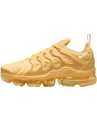 vapormax plus women's footlocker