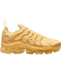 womens vapormax plus