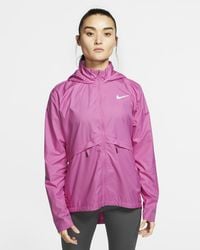 Nike Synthetic Zonal Aeroshield Women's Running Jacket in  Black/Black/Metallic Silver (Black) | Lyst