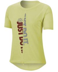 Nike Synthetic (kenya) Women's Running T-shirt in Black | Lyst