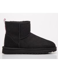 ugg low black boots