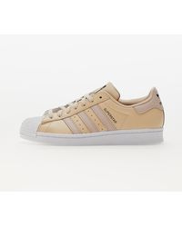 adidas superstar taupe