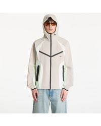 Nike - Jas Tech Dri-Fit Woven Full-Zip Color-Block Windrunner Jacket Cream Ii/ Volt Tint - Lyst