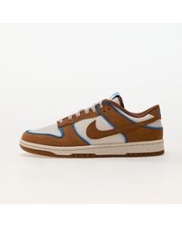 Nike - Dunk low retro prm light orewood brown/ light british tan-photo blue - Lyst