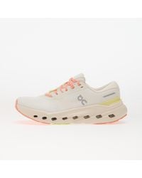 On Shoes - Sneakers W Cloudrunner 3 Ivory/ Dew Eur - Lyst