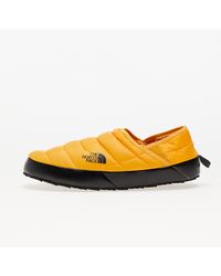 The North Face - M Thermoball Traction Mule V Summit Gold/ Tnf Black - Lyst