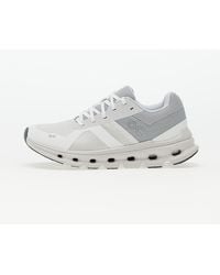 On Shoes - W cloudrunner wide white/ frost - Lyst