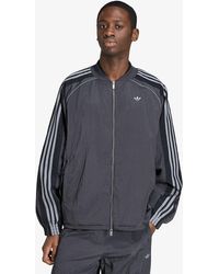adidas gazelle silver green womens Yeezy Season 5 Calabasas Sweatshirt  Justin Reed
