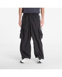 Y-3 - Pantalons nylon wired 3 stripes cargo tracksuit bottoms xl - Lyst