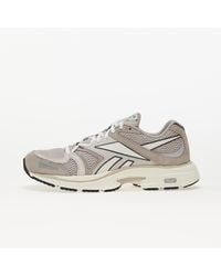 Reebok - Sneakers Premier Road Plus Vi Ash/ Moon Stone/ Chalk Eur - Lyst