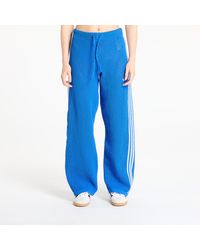adidas Originals - Pantalons premium crochet track pant xs - Lyst