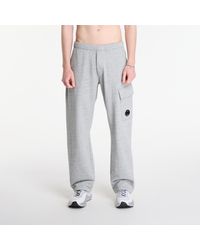 C.P. Company - Sweatbroeken Diagonal Raised Fleece Cargo Sweatpants - Lyst