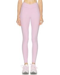 437 - The V legging - Lyst