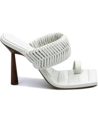 gia rhw toe ring mule