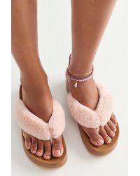 Seychelles - Ocean Ave Fuzzy Thong Sandals By - Lyst