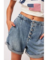 Free People - Osaka Relaxed Shorts At Free People In Spring Garden, Size: 25 - Lyst
