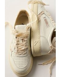 Autry - Medalist Lace Low-Top Sneakers - Lyst