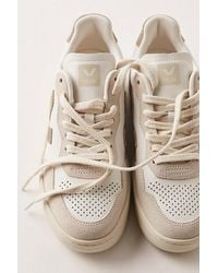 Veja - V-90 Trainers Shoe - Lyst