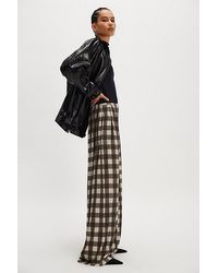 Norma Kamali - Printed Pleat Pants - Lyst