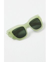 Free People - Decker Cat Eye Polarized Sunglasses At In Matcha - Lyst