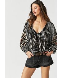 Free People - Elena Printed Top At In Black Combo, Size: Xs - Lyst