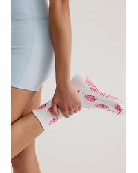 Free People - Buti Buti Pilates Grip Socks - Lyst