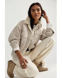 Levi's - 90S Sherpa Trucker Jacket - Lyst