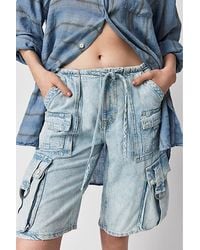 Free People - Reina Cargo Shorts At Free People In Bleached Indigo, Size: Xs - Lyst