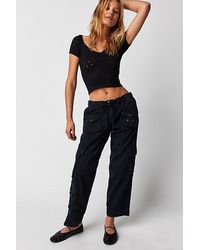 Free People - Tahiti Cargo Trousers At In Jet Black, Size: Xs - Lyst
