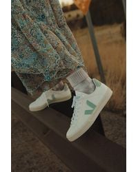 Veja - Campo Sneakers At Free People In Extra White/matcha, Size: Eu 36 - Lyst