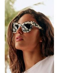 Free People - Decker Cat Eye Polarized Sunglasses At In Cookies And Cream - Lyst