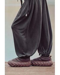 Crocs™ - Overpuff Shorty Slip-Ons - Lyst