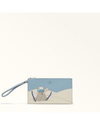 Furla - Camelia Envelope Toni Carta Da Zucchero Eracle Grained Calf Leather With Orso Sci Print - Lyst