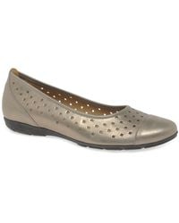 Gabor - Ruffle Punched Detail Casual Shoes - Lyst