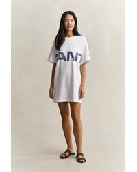 GANT - Graphic Print T-Shirt Dress Eggshell - Lyst