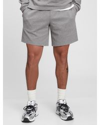 Gap Fit Tech Fleece Shorts - Grey