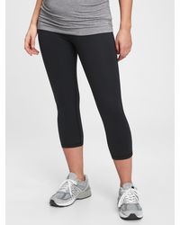 Gap Capri and cropped pants for Women 