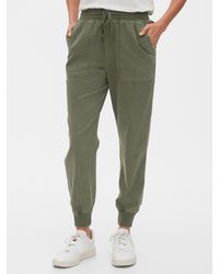 gap activewear womens