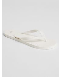 gap mens sandals