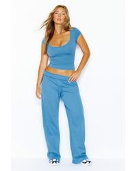 Garage - Sleek Sweetheart T-Shirt - Lyst