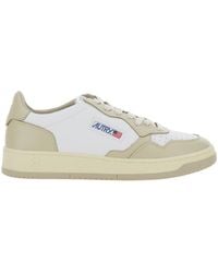 Autry - Sneaker 'Medalist' Low Top Con Patch Logo Su Lato E Linguetta E - Lyst