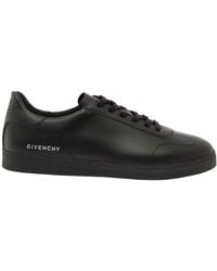 Givenchy - Low Top Sneakers With Logo Lettering Detail - Lyst