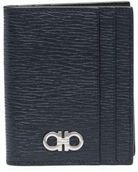 Ferragamo - Portafoglio bi-fold con placca logo - Lyst