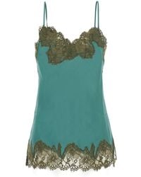Gold Hawk - Marilyn Bias Camie Top With V-Neck And Silk Details, W - Lyst