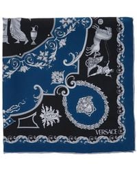 Versace - Scarf With Geometric Pattern And Logo Lettering Print - Lyst