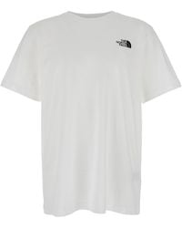 The North Face - T-Shirt Con Logo Stampato Sul Fronte E Maxi Logo Sul Re - Lyst