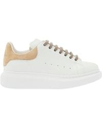 Alexander McQueen - White Low Top Sneakers With Suede Heel Tab And Oversized Platform In Leather - Lyst