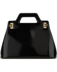 Ferragamo - Borsa a mano Wanda M in pelle nera - Lyst