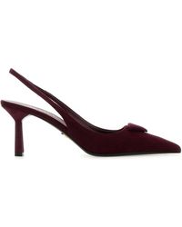 Prada - Scarpe con tacco in pelle scamosciata bordeaux - Lyst