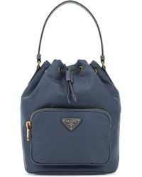Prada - Borsa a secchiello Duet in Re-Nylon ceruleo - Lyst